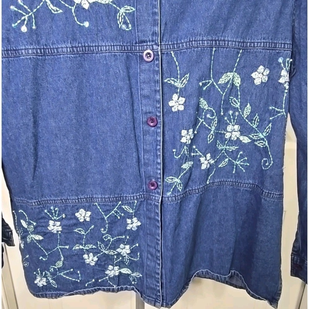 Erika & Co. Women's XL Embroidered Button-Down Denim Shirt Long Sleeve Floral - Picture 3 of 9